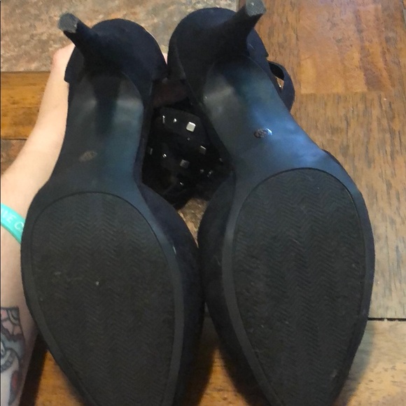 City Streets Strappy Heel Sandal Size 9.5 - Picture 2 of 3